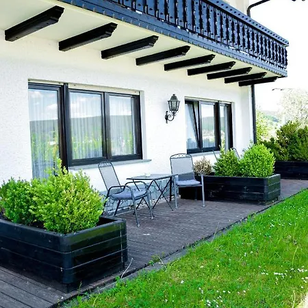 Bergwiesen - Mit Balkon Oder Terasse 호텔