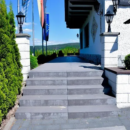 Bergwiesen - Mit Balkon Oder Terasse Hotel Lohr am Main